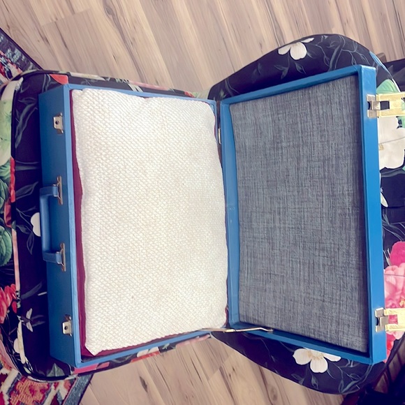 Antique briefcase portable bed for small pets! Purchased from Etsy. - Picture 3 of 5